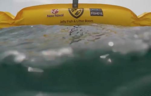 Jelly Fish Litter Boom Installation News 1